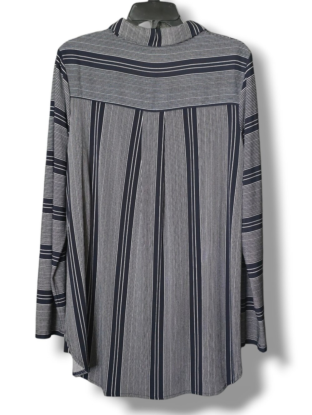 Cato Navy Striped Long Sleeve Blouse - Size XL - Picture 2 of 4